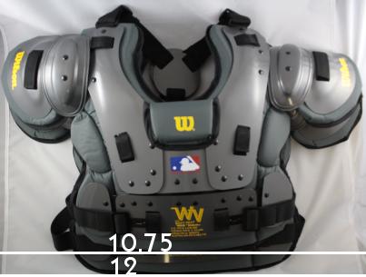 Wilson Platinum Umpire Chest Protector size differences