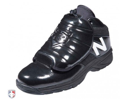 Black & White Mid-Cut Umpire Plate Shoes | Ump Attire