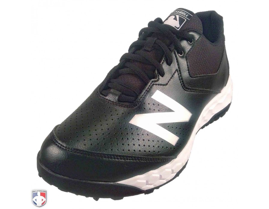 baseball umpire base shoes