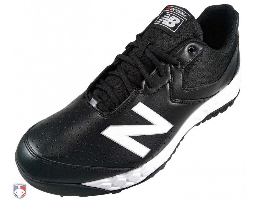 umpire turf shoes