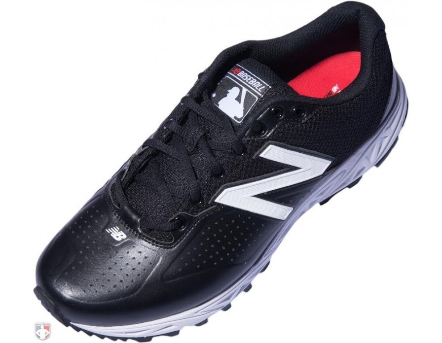 new balance mid turf shoes